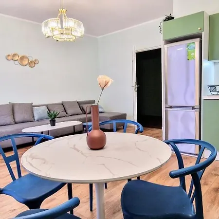 Апартаменты District&city Gateaway Free Parking! *