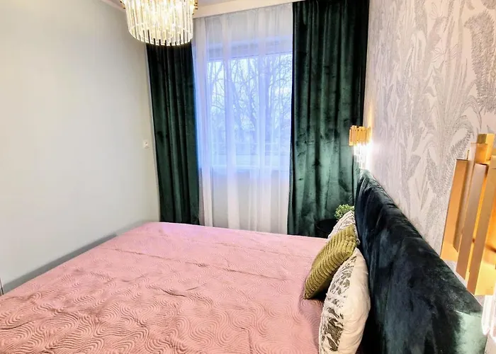 District&city Gateaway Free Parking! Apartman *