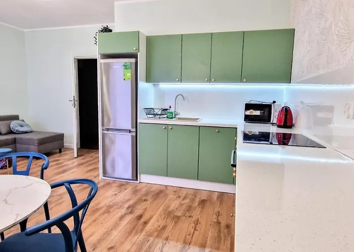 District&city Gateaway Free Parking! *